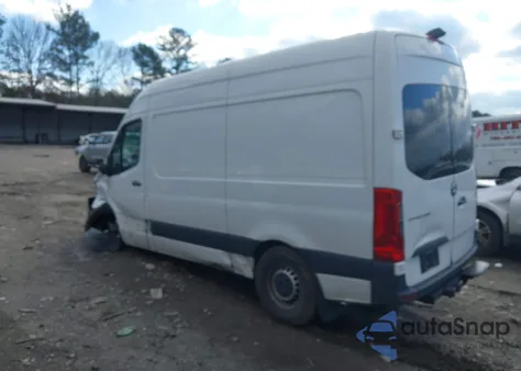 2020 Mercedes-Benz Sprinter 2500 Standard Roof V6 z USA, uszkodzony, nr VIN W1Y4EBHY4LT038984